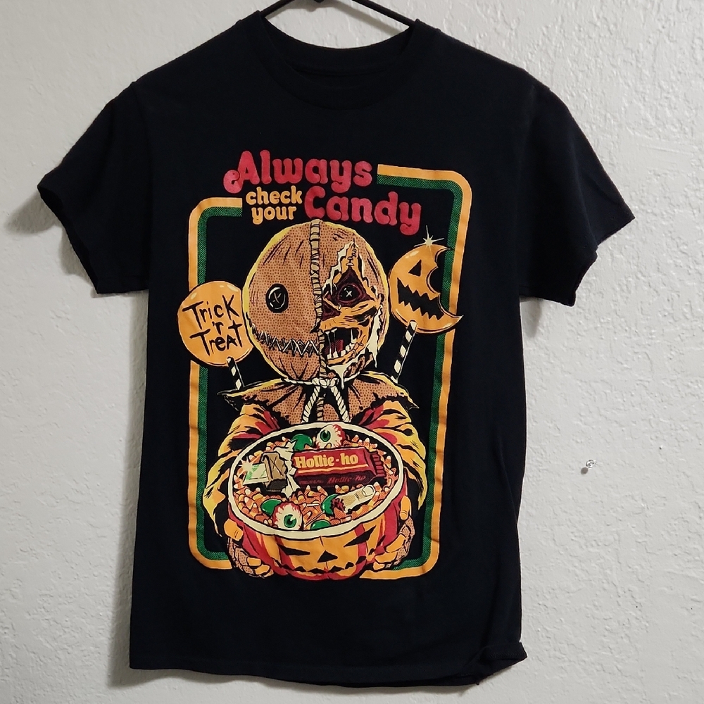 Trick R TREAT Graphic T-Shirt